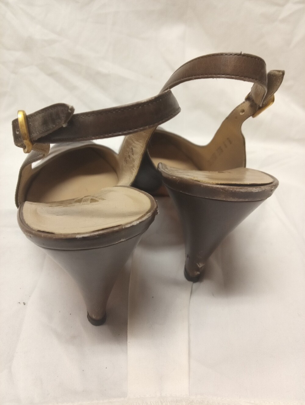 Salvatore Ferragamo Women's Sz 6 B Black Brown Leather Heels - Picture 5 of 5